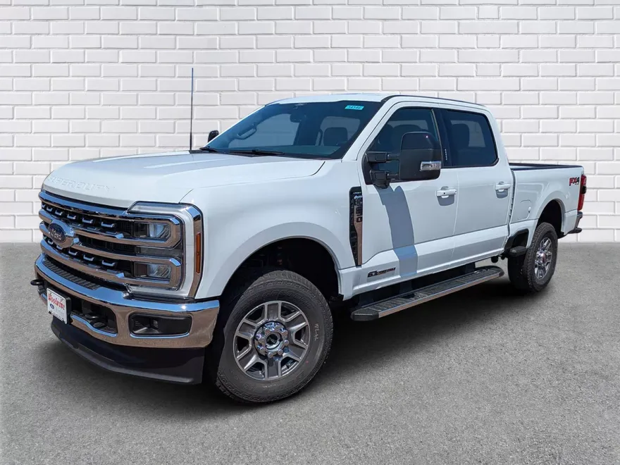 2026 Ford F-250 Lariat photo 1