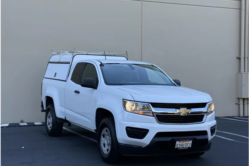 2017 Chevrolet Colorado Base photo 1