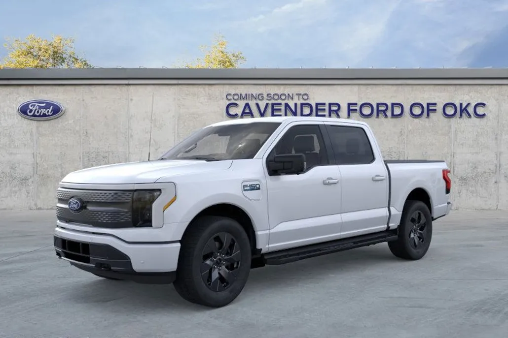 2025 Ford F-150 Lightning photo 1
