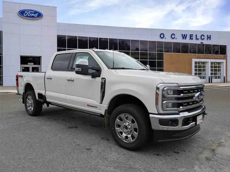 2025 Ford F-350 King Ranch photo 1