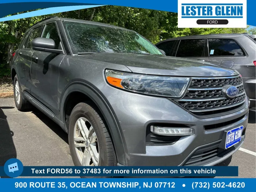2022 Ford Explorer XLT photo 1