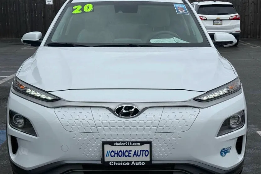 2020 Hyundai Kona Electric Limited photo 1
