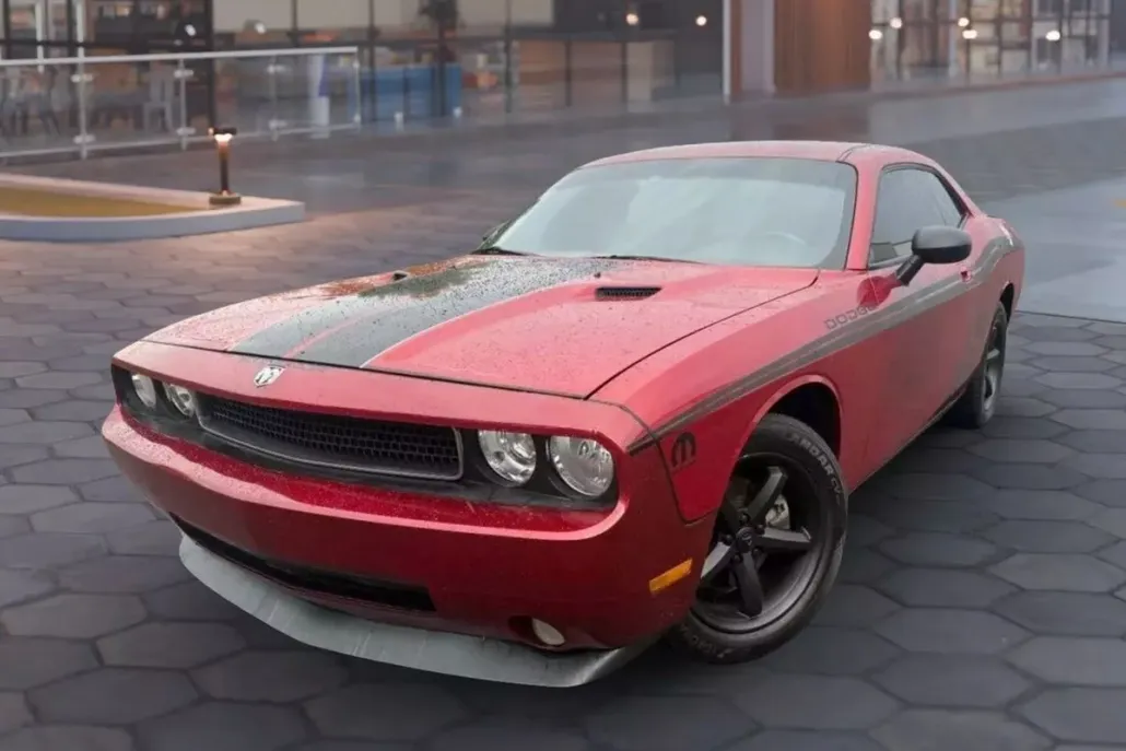 2010 Dodge Challenger SE photo 1