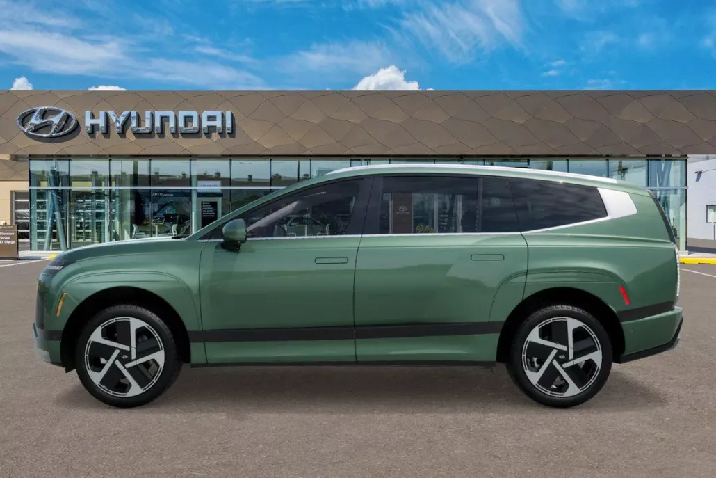 2026 Hyundai Ioniq photo 1