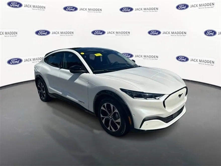 2023 Ford Mustang Mach-E Premium photo 1