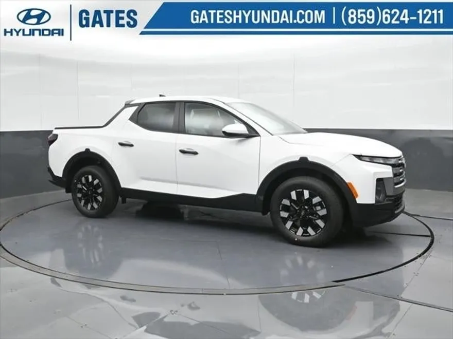 2025 Hyundai Santa Cruz SE photo 1