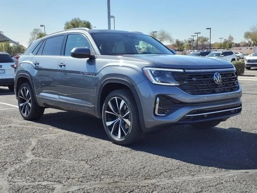 2025 Volkswagen Atlas Cross Sport SEL Premium R-Line photo 1