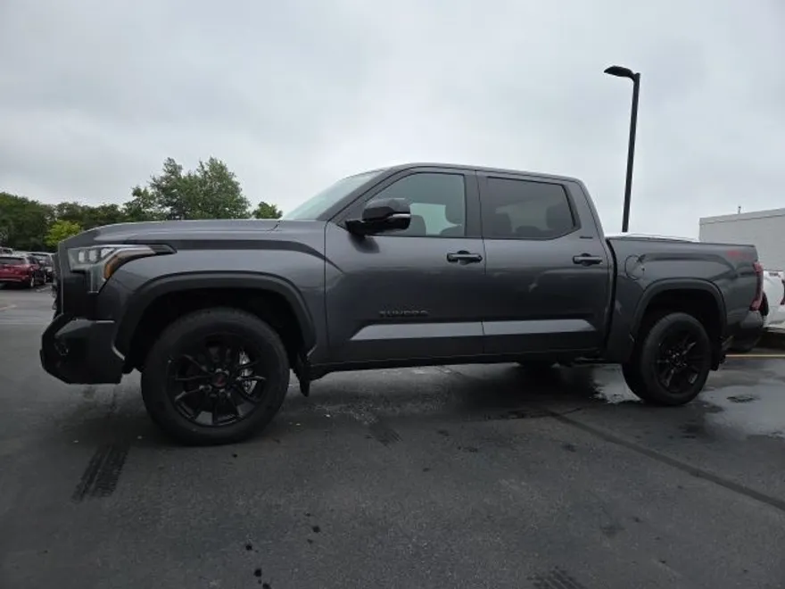 2024 Toyota Tundra Limited photo 1