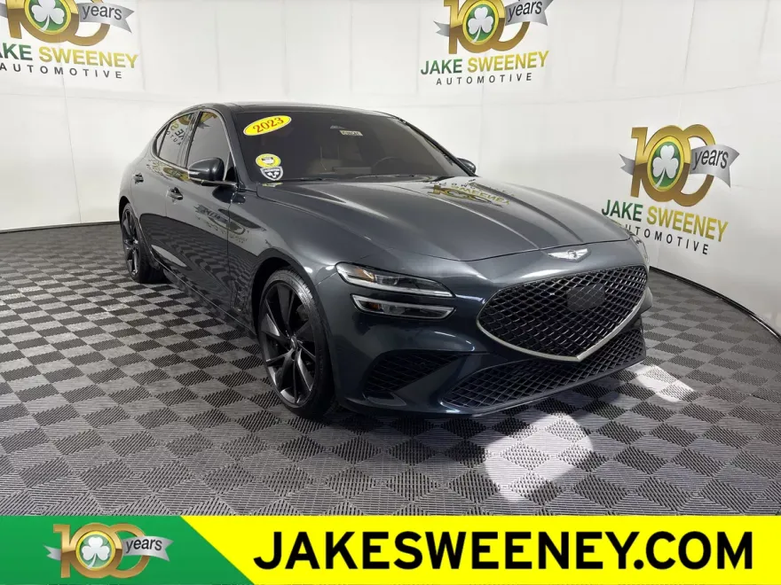 2023 Genesis G70 2.0T photo 1