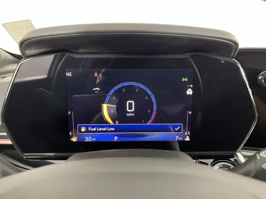 2025 Chevrolet Trax photo 1