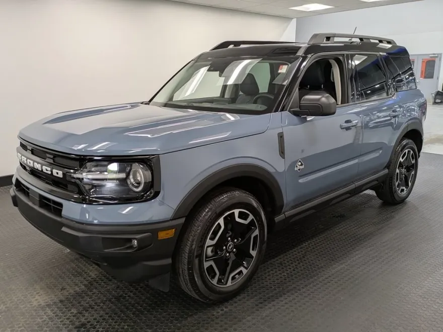 2024 Ford Bronco Sport Outer Banks photo 1