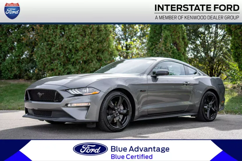 2022 Ford Mustang GT photo 1