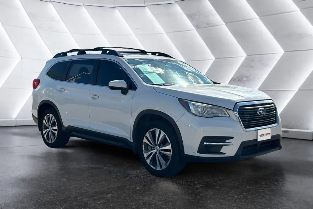 2021 Subaru Ascent Premium photo 1