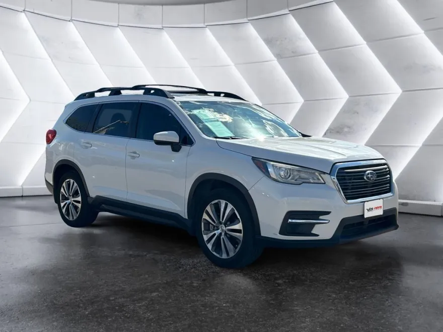 2021 Subaru Ascent Premium photo 1