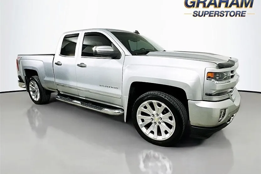 2016 Chevrolet Silverado 1500 LTZ photo 1