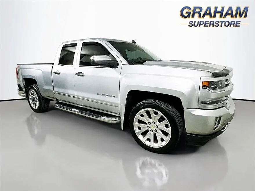 2016 Chevrolet Silverado 1500 LTZ photo 1