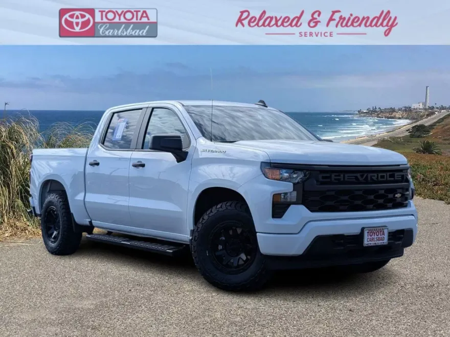 2024 Chevrolet Silverado 1500 Custom photo 1