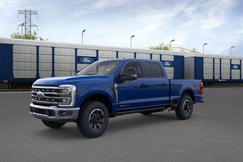 2026 Ford F-250 Lariat photo 1