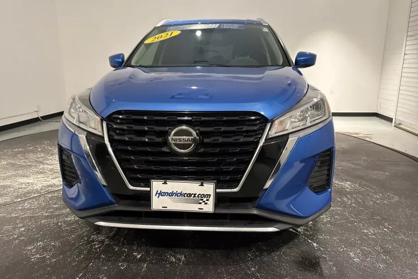 2021 Nissan Kicks SV photo 1