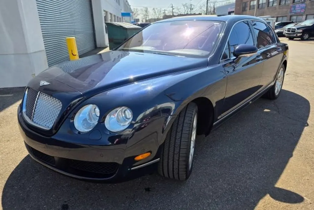 2006 Bentley Continental Flying Spur photo 1
