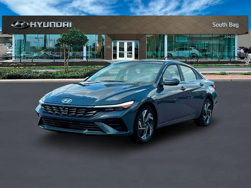 2025 Hyundai Elantra Limited photo 1