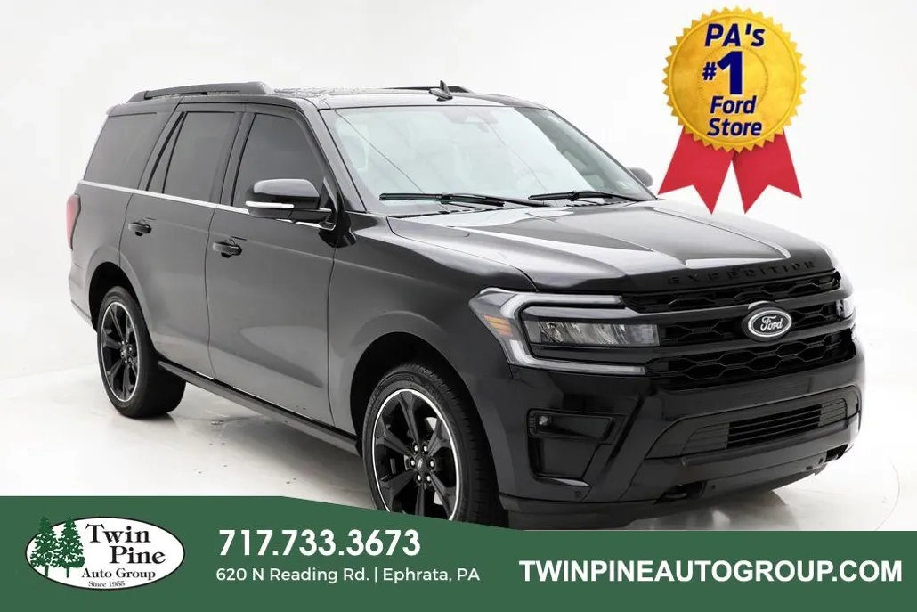 2022 Ford Expedition Limited photo 1