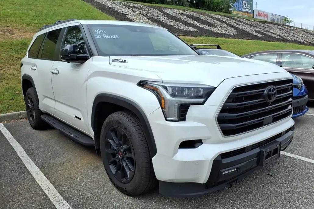 2025 Toyota Sequoia Limited photo 1