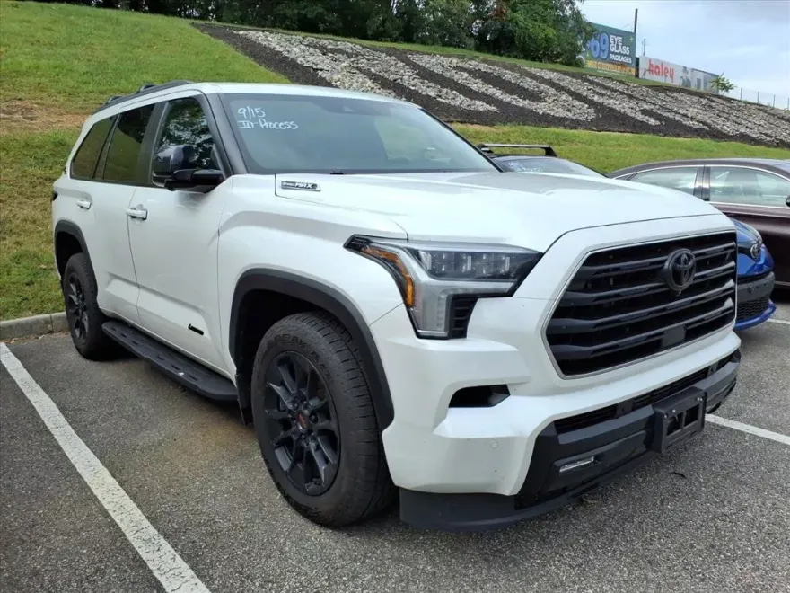 2025 Toyota Sequoia Limited photo 1
