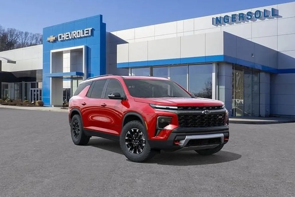 2026 Chevrolet Traverse Z71 photo 1