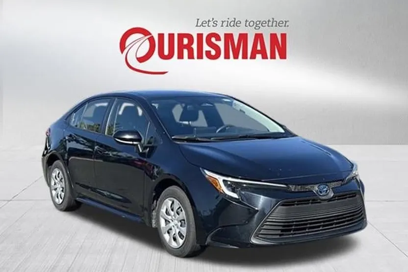 2024 Toyota Corolla Hybrid LE photo 1