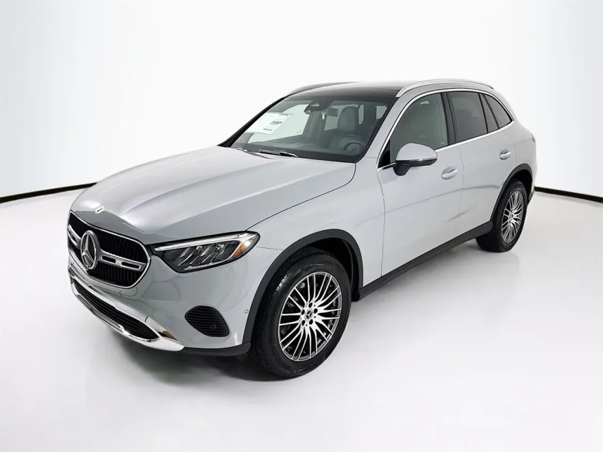 2026 Mercedes Benz GLC 300 photo 1
