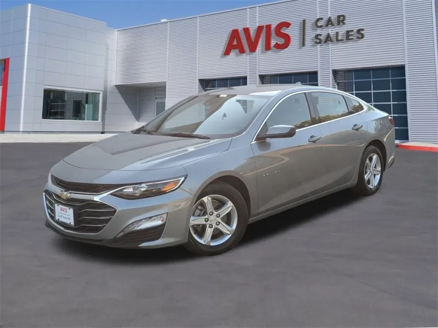 2024 Chevrolet Malibu 1LT photo 1