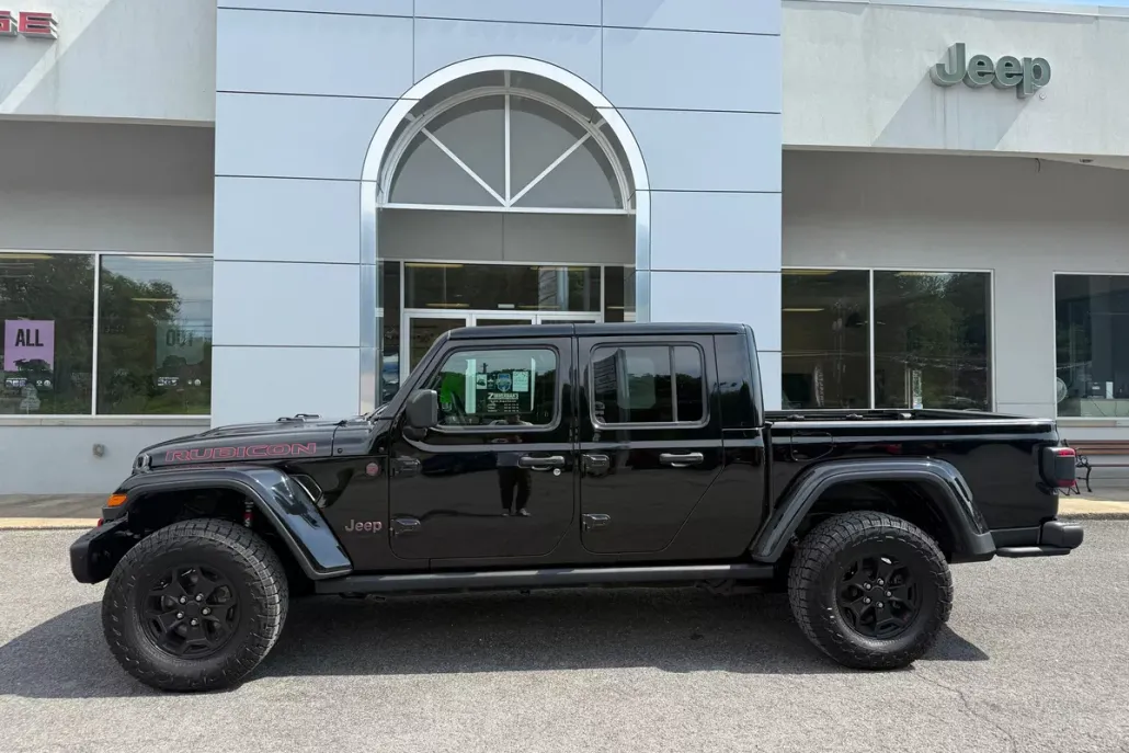 2020 Jeep Gladiator Rubicon photo 1