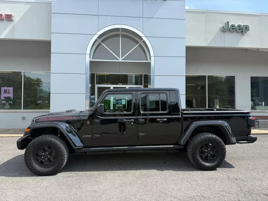 2020 Jeep Gladiator Rubicon photo 1