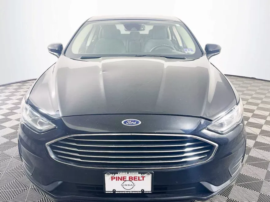 2019 Ford Fusion SE photo 1