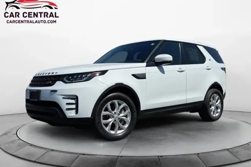 2020 Land Rover Discovery SE photo 1