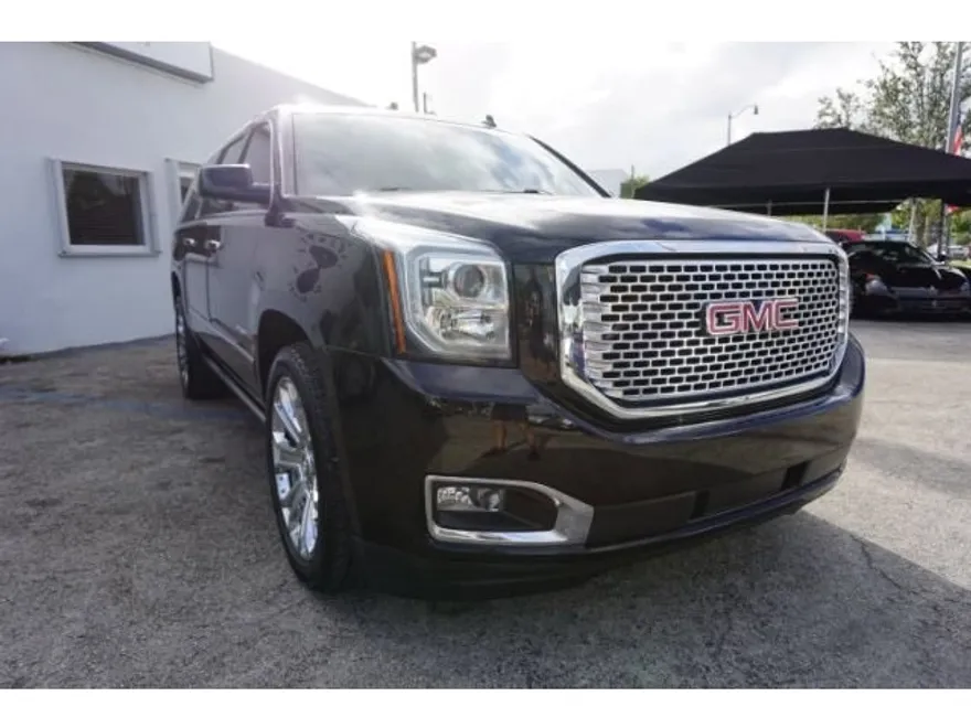 2015 Gmc Yukon XL Denali photo 1