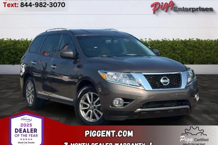 2016 Nissan Pathfinder SL photo 1