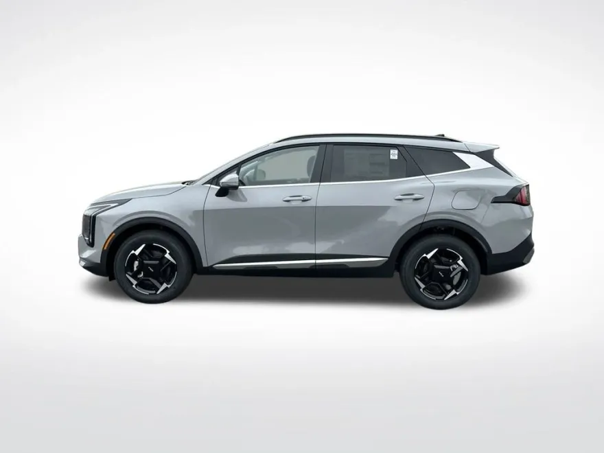 2026 Kia Sportage EX photo 1