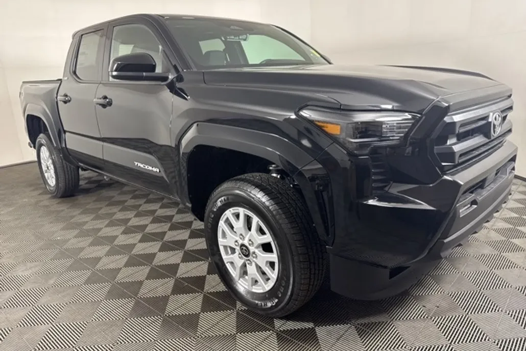 2025 Toyota Tacoma SR5 Double Cab photo 1