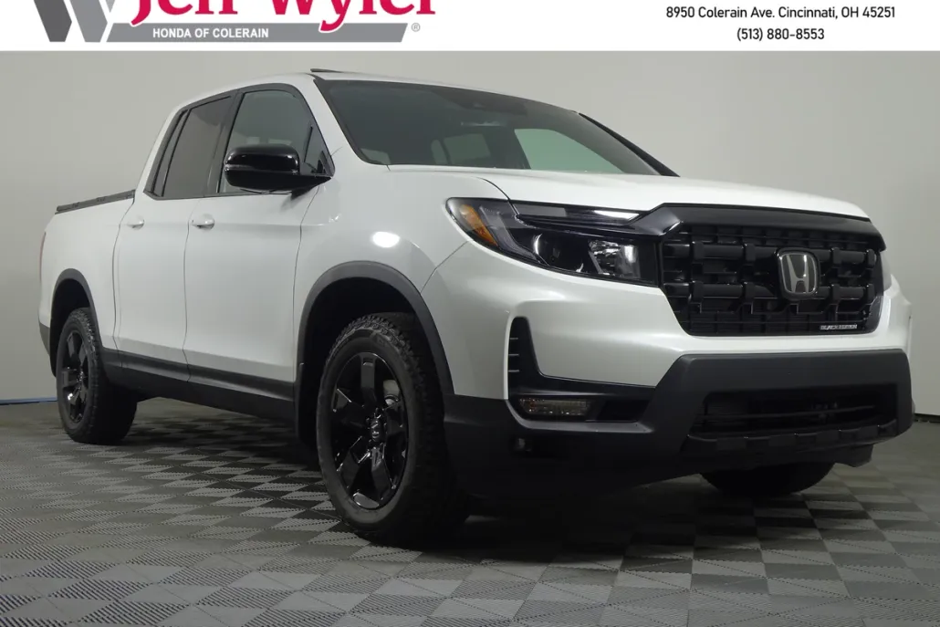 2025 Honda Ridgeline Black Edition photo 1