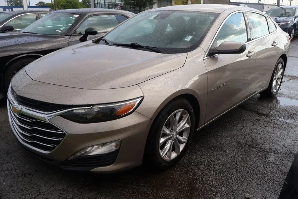 2023 Chevrolet Malibu 1LT photo 1