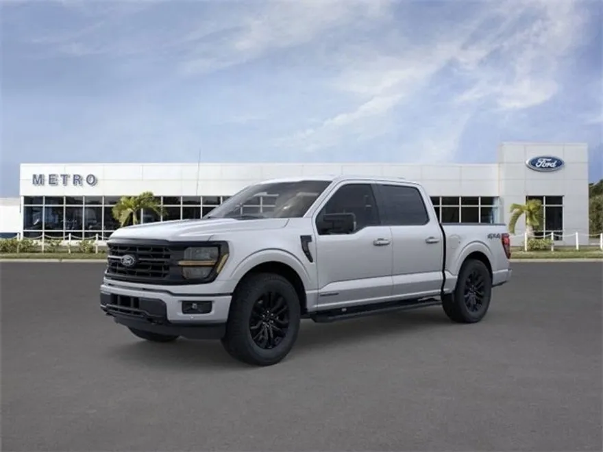 2025 Ford F-150 XLT photo 1