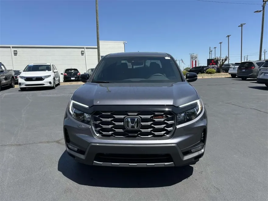 2025 Honda Ridgeline TrailSport photo 1
