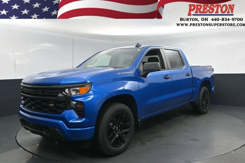 2022 Chevrolet Silverado 1500 Custom Trail Boss photo 1