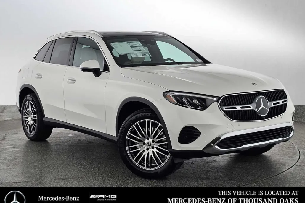 2026 Mercedes Benz GLC 300 4MATIC photo 1
