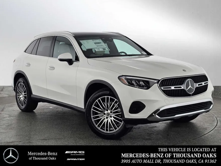 2026 Mercedes Benz GLC 300 4MATIC photo 1