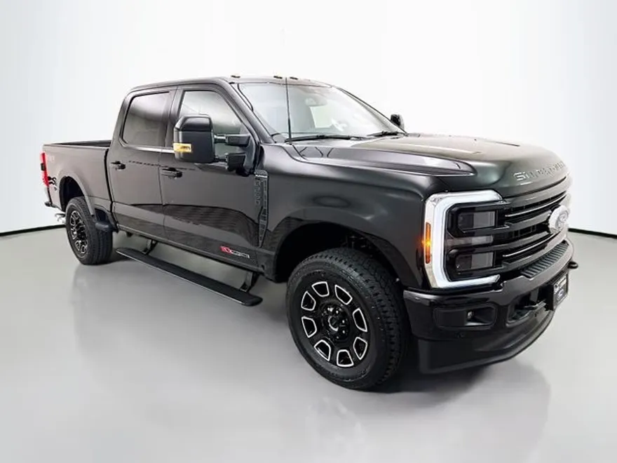 2025 Ford F-250 photo 1