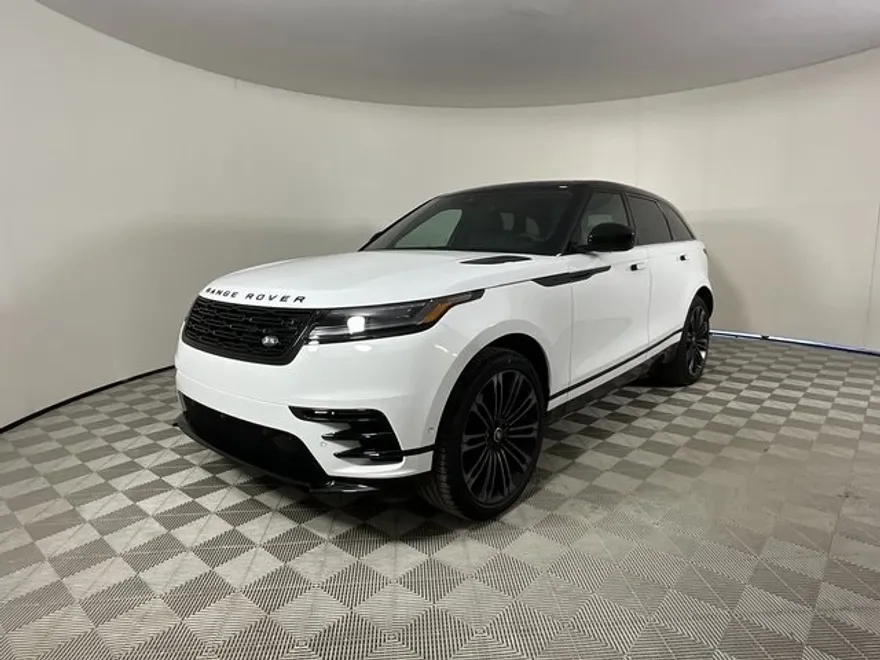 2026 Land Rover Range Rover Velar SE photo 1