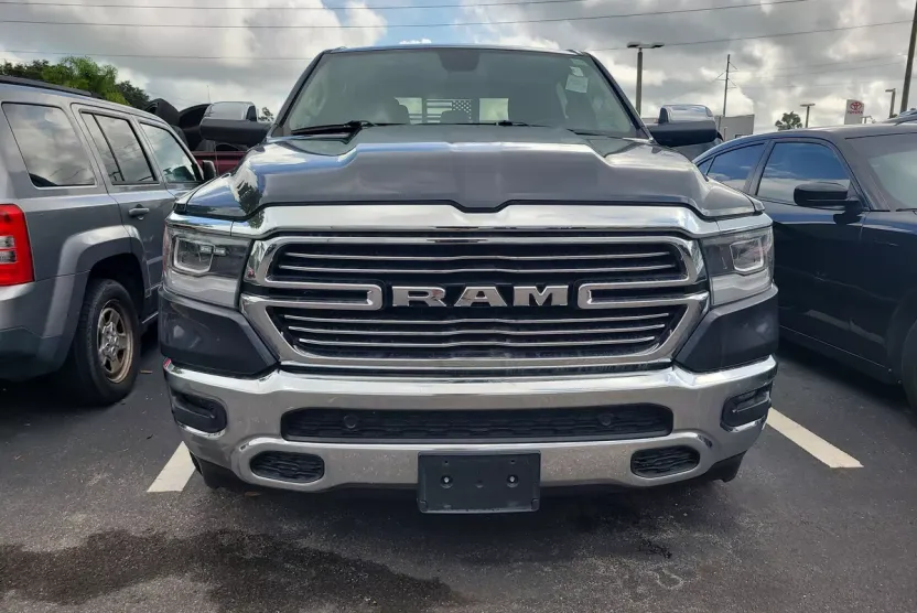 2019 Ram 1500 Laramie photo 1